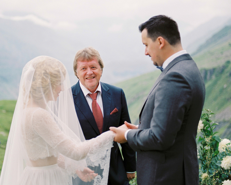 Muravnik-Georgia-mountain-destination-wedding-36