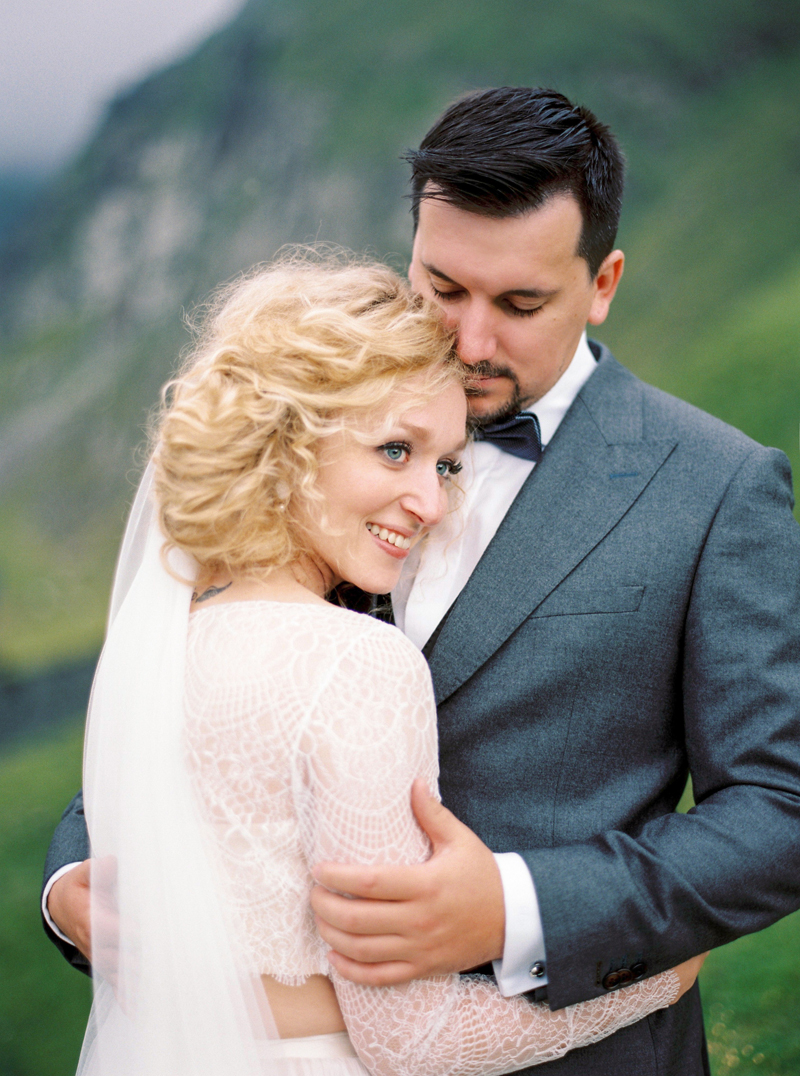 Muravnik-Georgia-mountain-destination-wedding-44